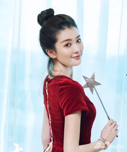 圈内爆料乔欣霍启刚,豪门与青春的跨界邂逅  第1张